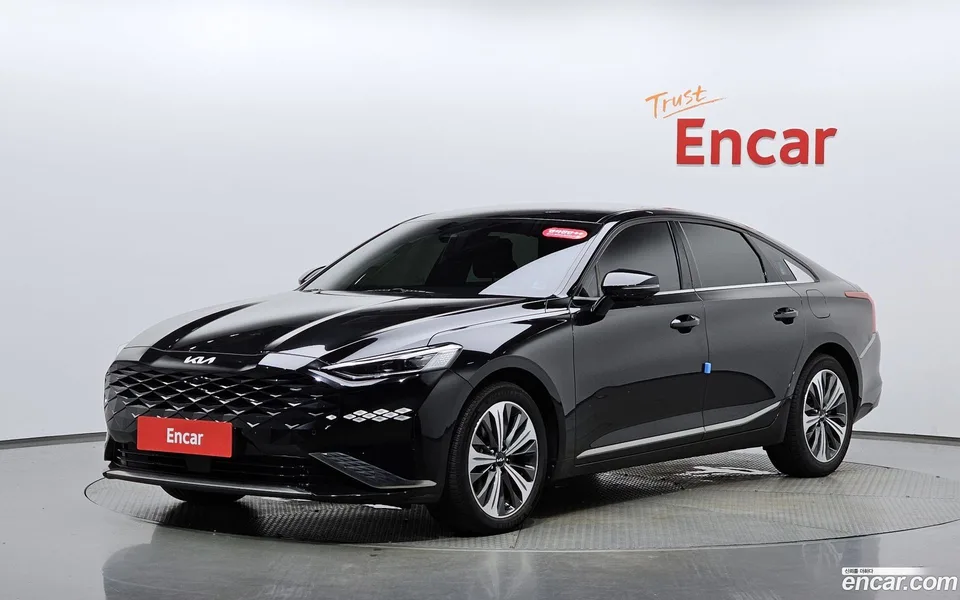Kia K8 Hybrid 2022 — photo 1, buy with delivery to Moscow