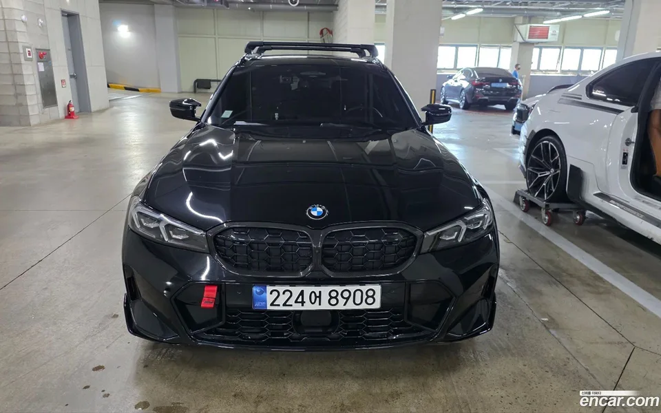 BMW 3 Series M340i xDrive 2024 — photo 1, buy with delivery to Moscow