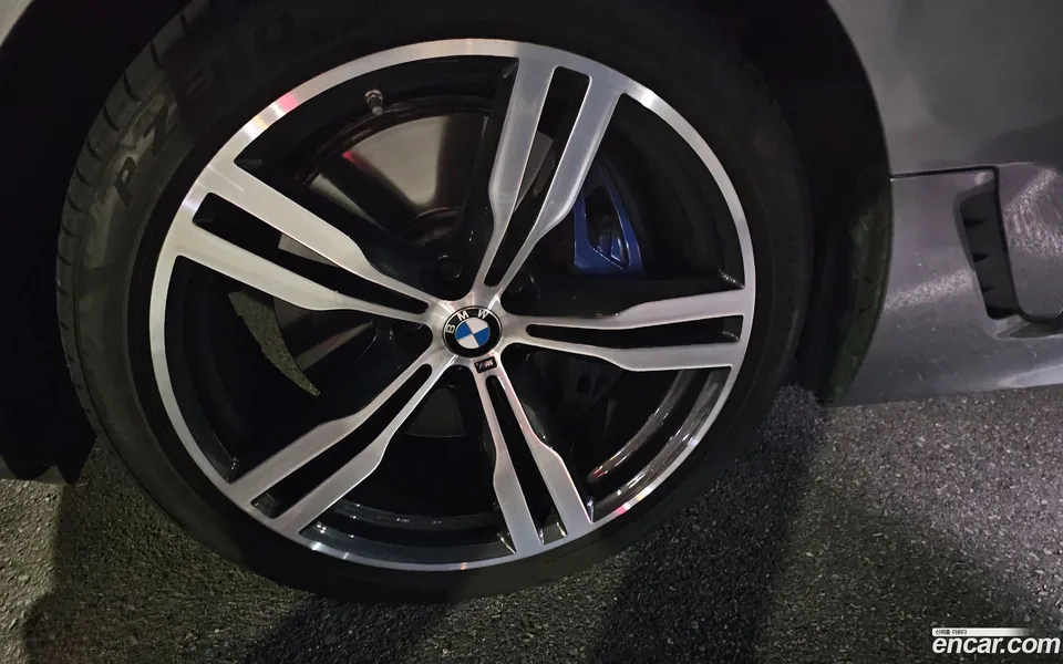 BMW 6 Series GT 630i xDrive M 2023 — thumbnail 2