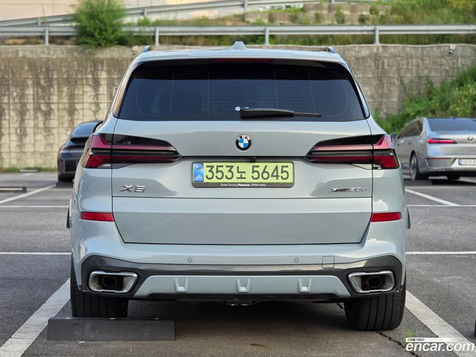 BMW X5 xDrive 30d M 2025 — thumbnail 4
