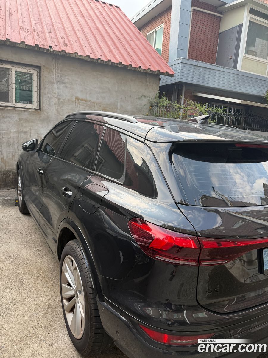 Audi Q6 e- 2025 — 2