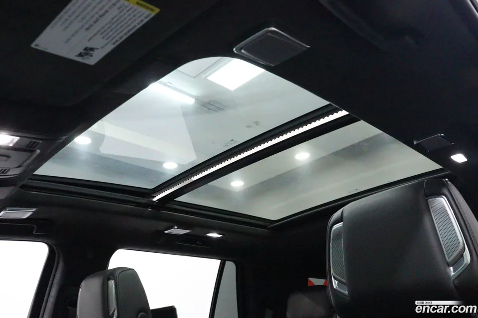 Cadillac Escalade 6.2 2022 — thumbnail 2