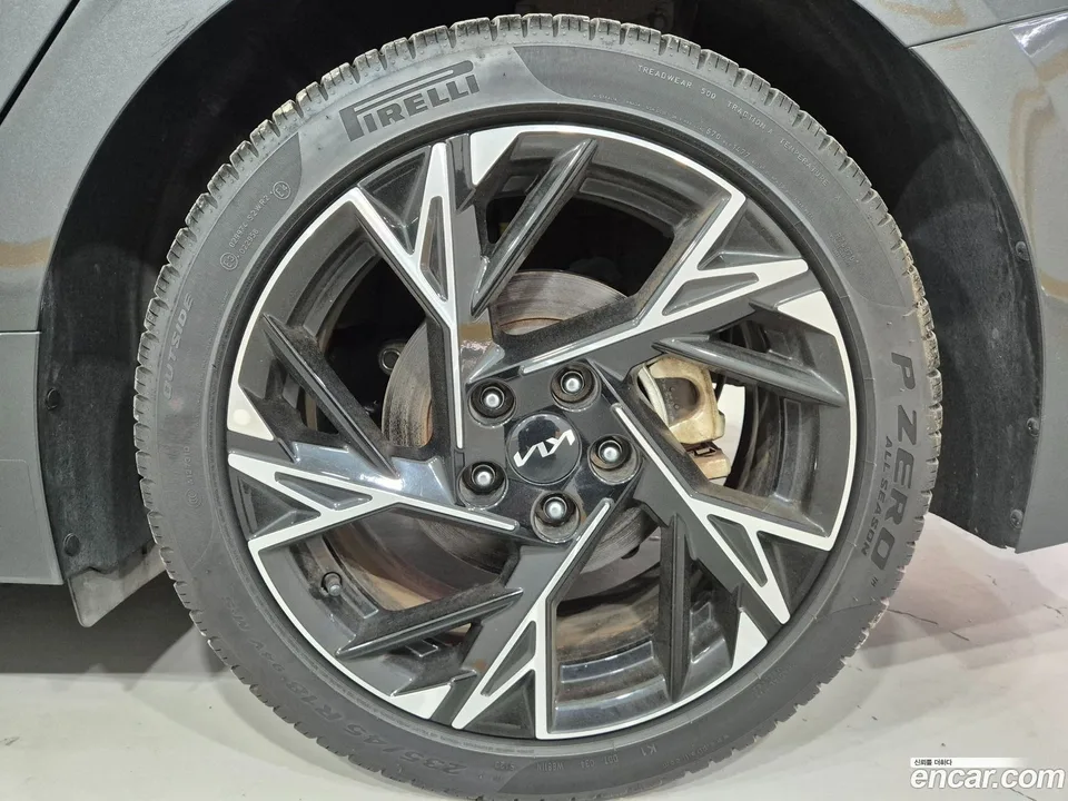 Kia K5 Hybrid 2024 — thumbnail 2