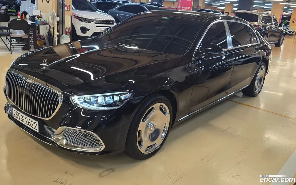 Mercedes-Benz S-Class S580 4MATIC 2023 — фото 1, купить с доставкой в Москву