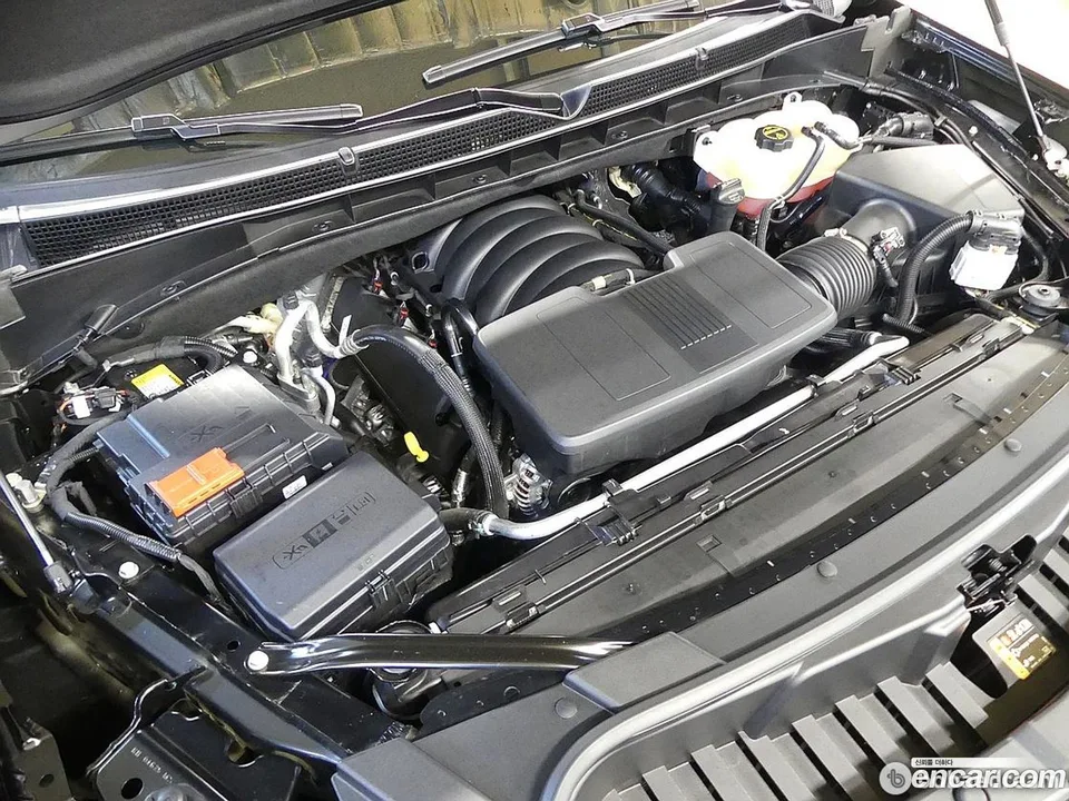 Cadillac Escalade 6.2 2025 — thumbnail 2