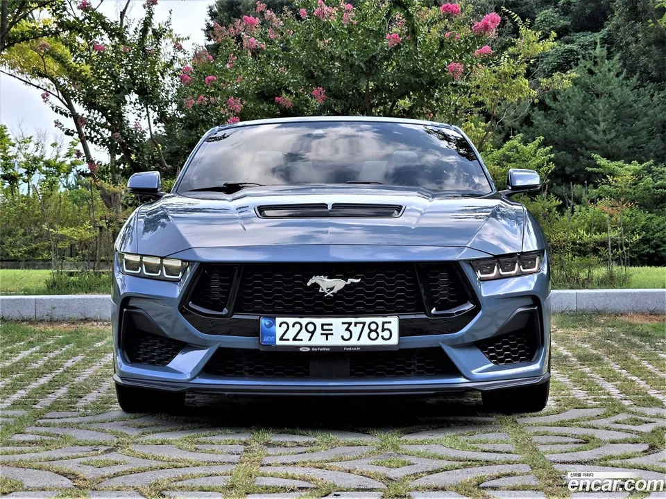 Ford Mustang 5.0 GT 2024 — thumbnail 3
