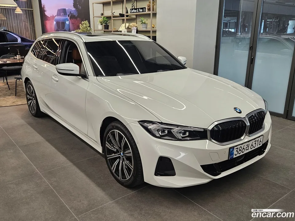 BMW 3 Series 320d 2025 — thumbnail 3