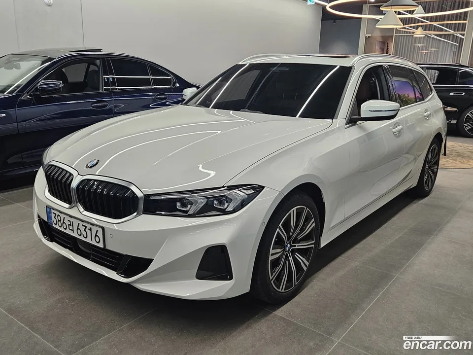 BMW 3 Series 320d 2025 — photo 1, buy with delivery to Moscow
