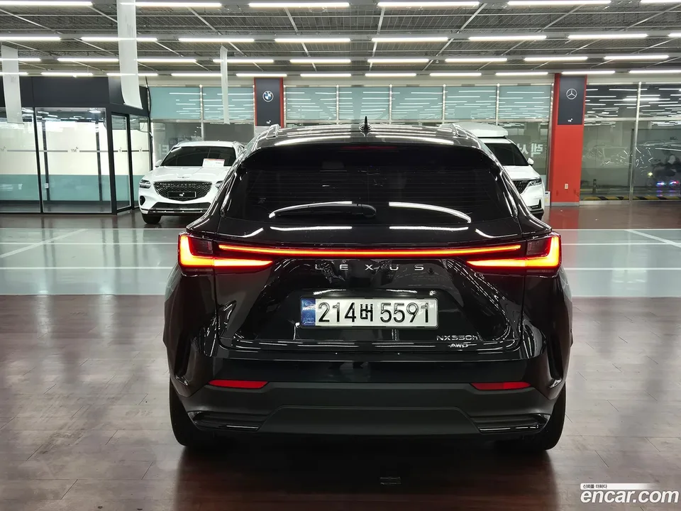 Lexus NX 350h 2025 — thumbnail 4