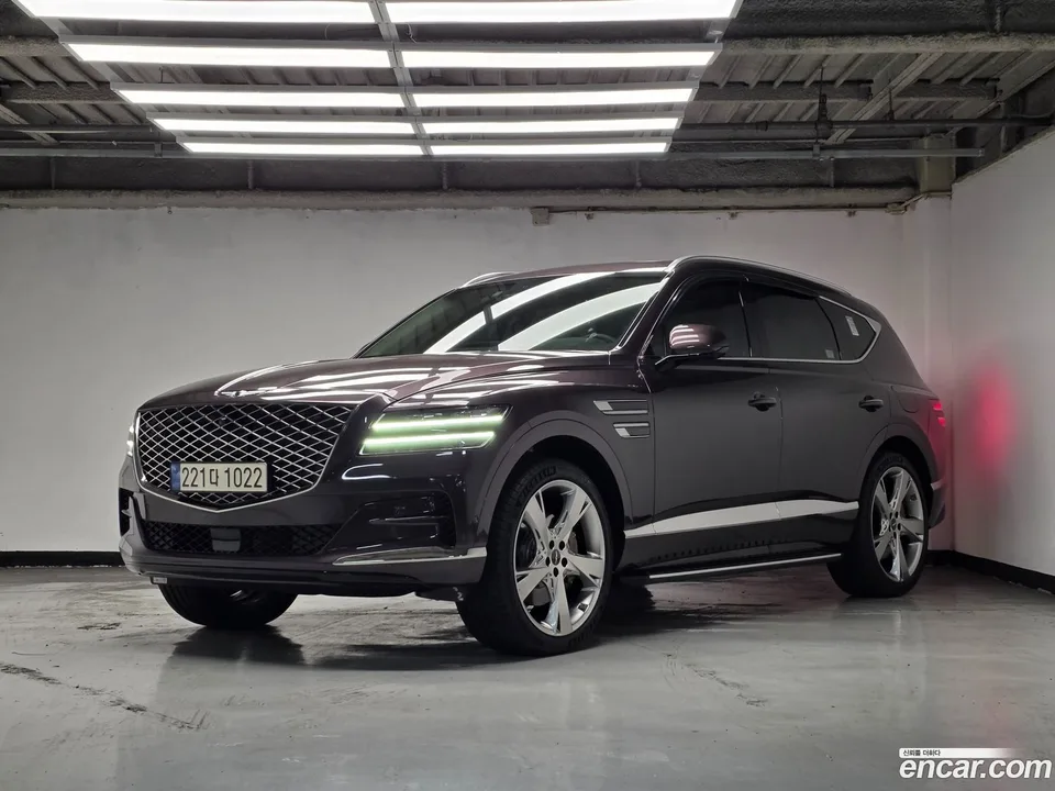Genesis GV80 3.5T AWD 2023 — фото 1, купить с доставкой в Москву