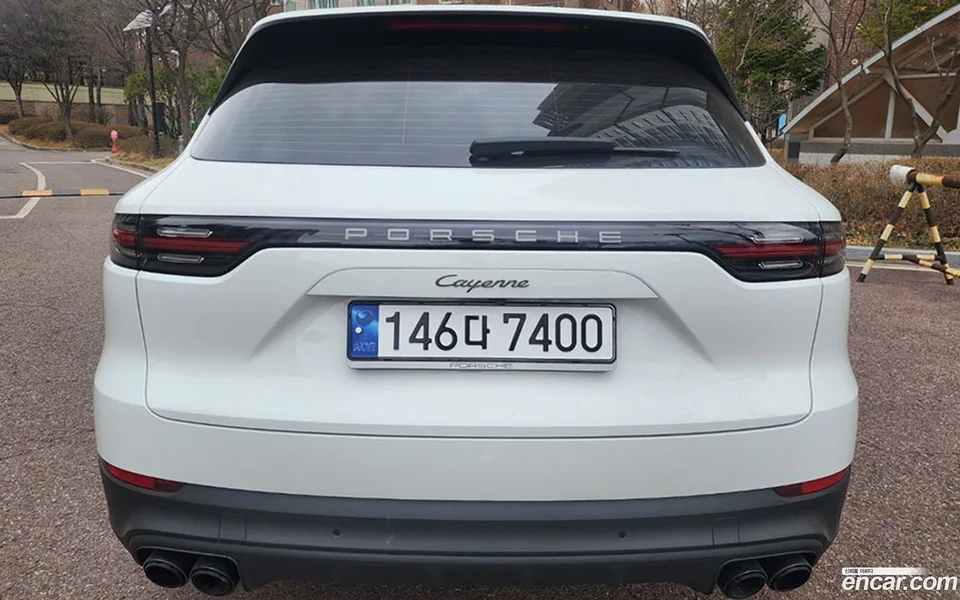Porsche Cayenne 3.0 2023 — thumbnail 4