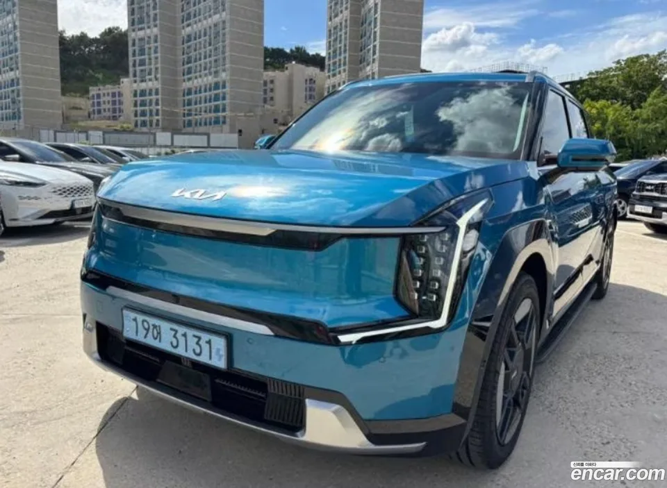 Kia EV9 4WD 2024 — photo 1, buy with delivery to Moscow
