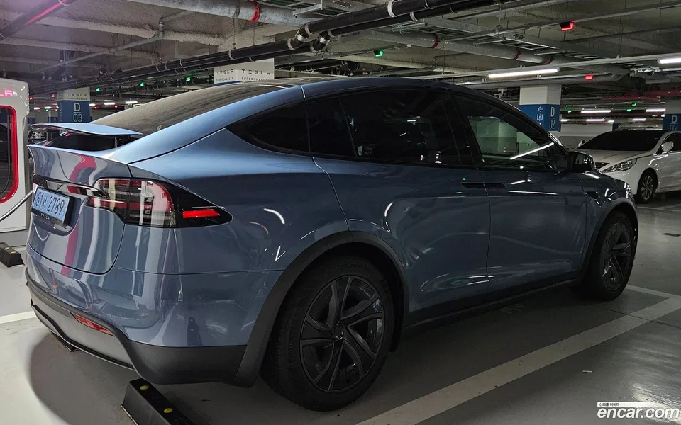 Tesla Model X AWD 2026 — thumbnail 4