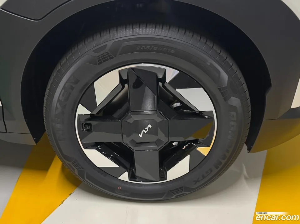 Kia EV5 2WD 2026 — thumbnail 2