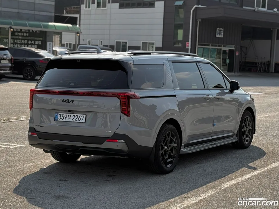 Kia Carnival HEV 9 X Line 2026 — thumbnail 3
