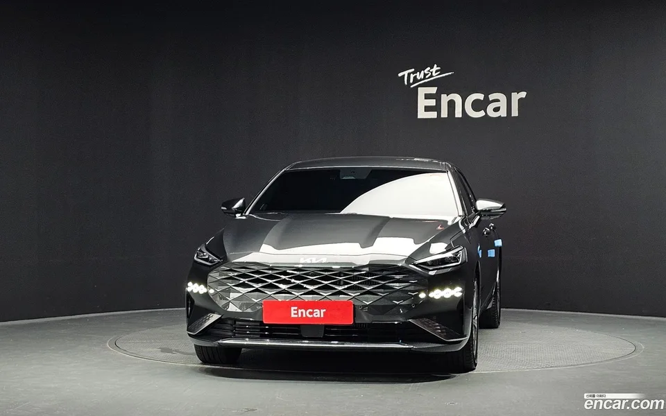 Kia K8 Hybrid 2023 — thumbnail 3