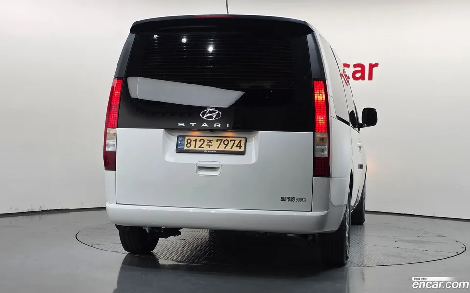 Hyundai Staria L3.5 5 2022 — thumbnail 4