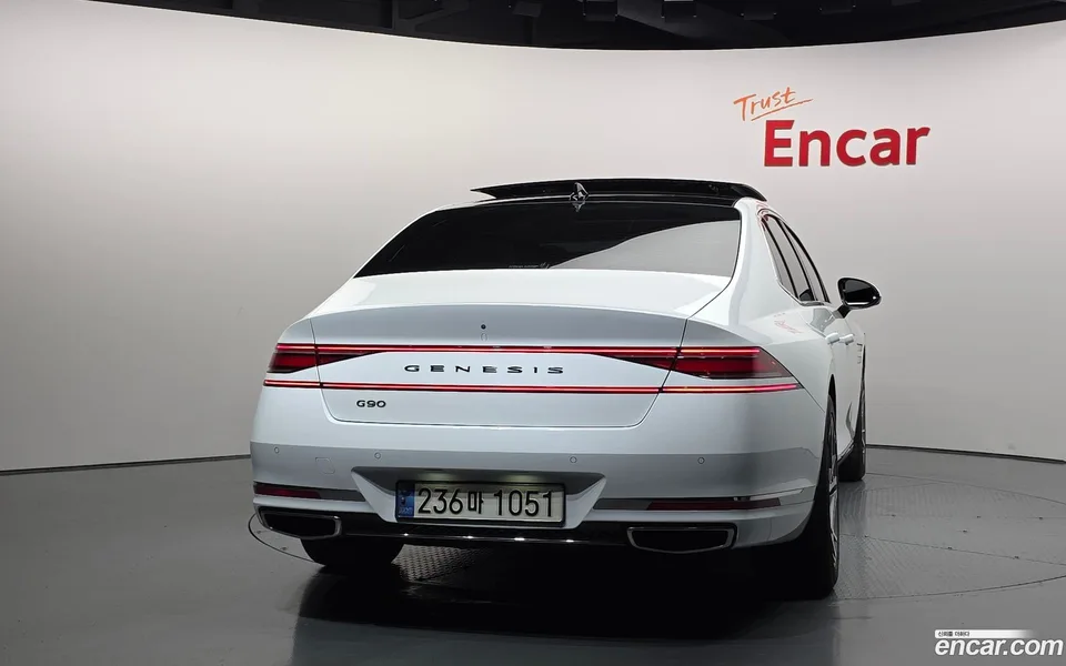 Genesis G90 3.5 AWD 2023 — thumbnail 4