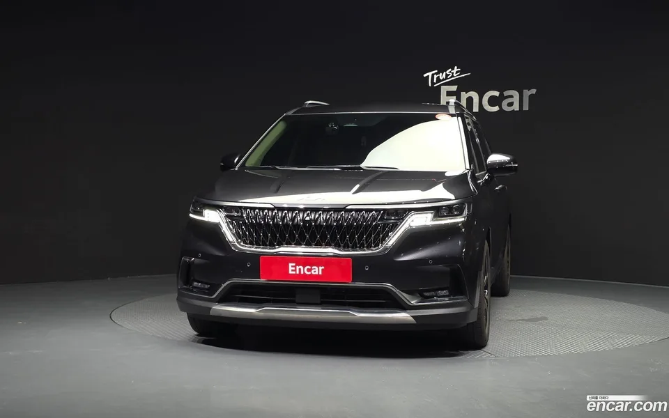 Kia Carnival 7 2022 — thumbnail 3