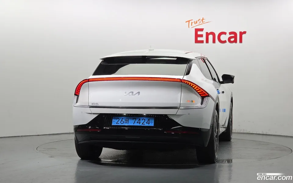 Kia EV6 4WD 2024 — thumbnail 4