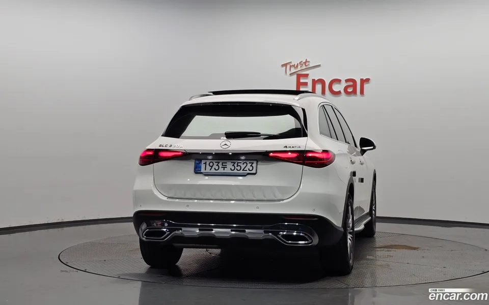 Mercedes-Benz GLC-Class GLC220 d 4MATIC 2024 — thumbnail 4
