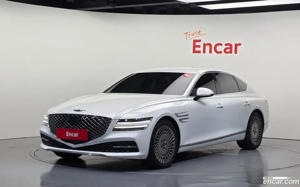 Genesis G80 2.5 AWD 2022 — photo 1, buy with delivery to Moscow