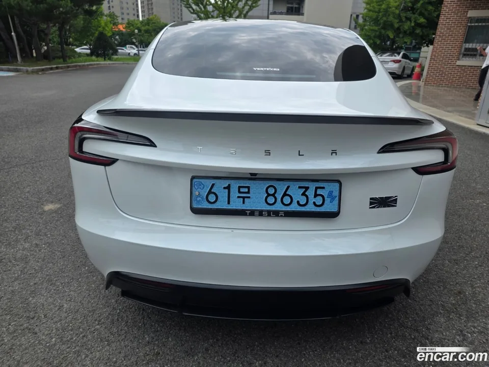 Tesla Model 3 AWD 2024 — thumbnail 5