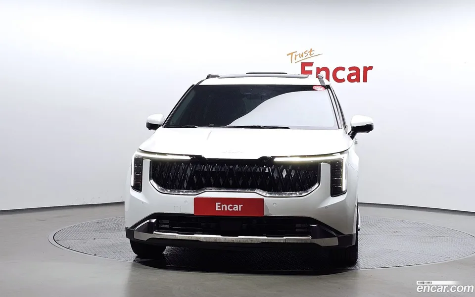 Kia Carnival 7 2024 — thumbnail 3