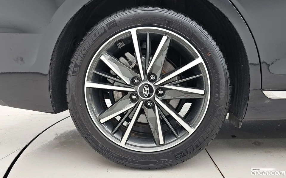 Hyundai Grandeur IG 3.3 2022 — thumbnail 2