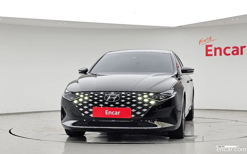 Hyundai Grandeur IG 3.3 2022 — thumbnail 3