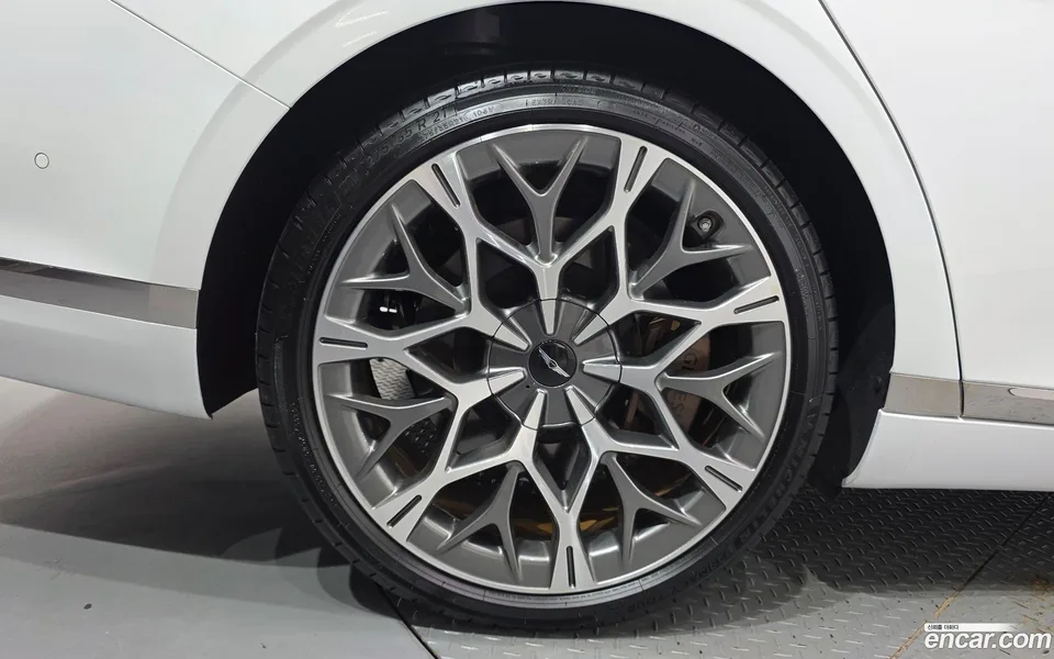 Genesis G90 3.5 e-S/C AWD 2024 — thumbnail 2