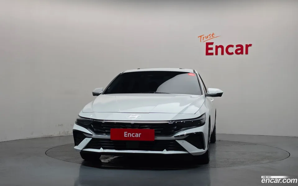 Hyundai Avante CN7 Hybrid 2023 — thumbnail 3
