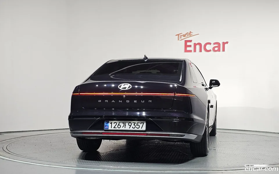 Hyundai Grandeur 2.5 2WD 2023 — thumbnail 4