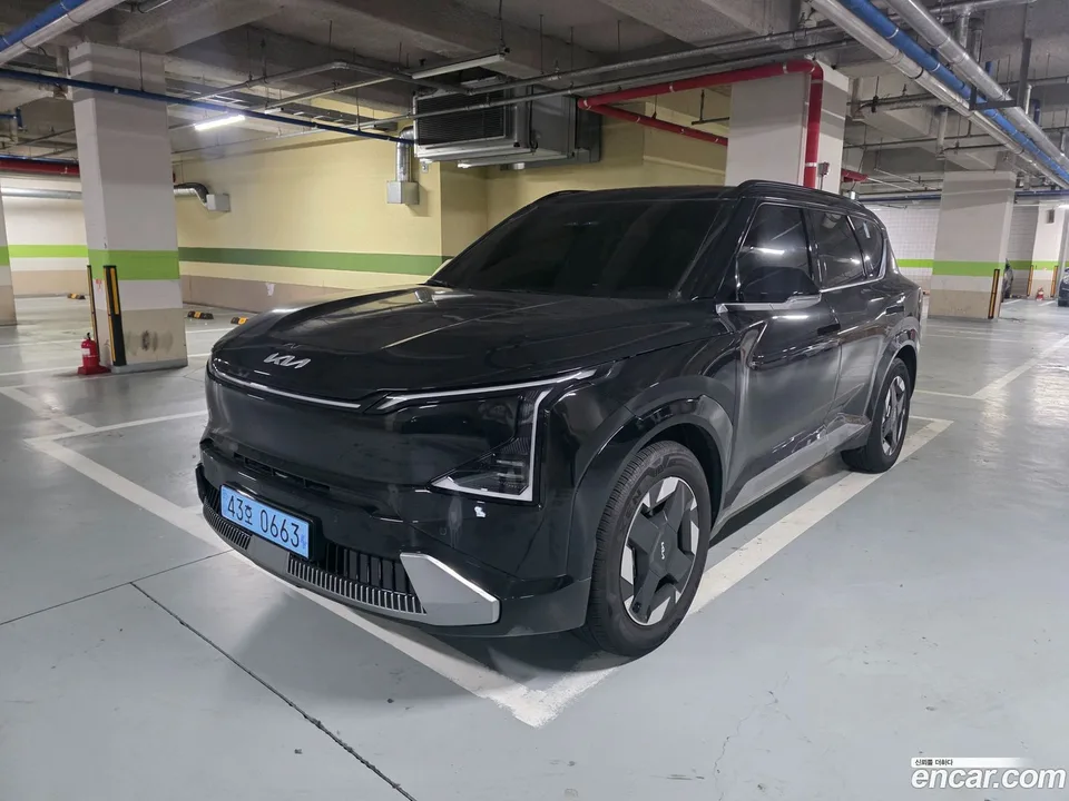Kia EV5 2WD 2026 — photo 1, buy with delivery to Moscow