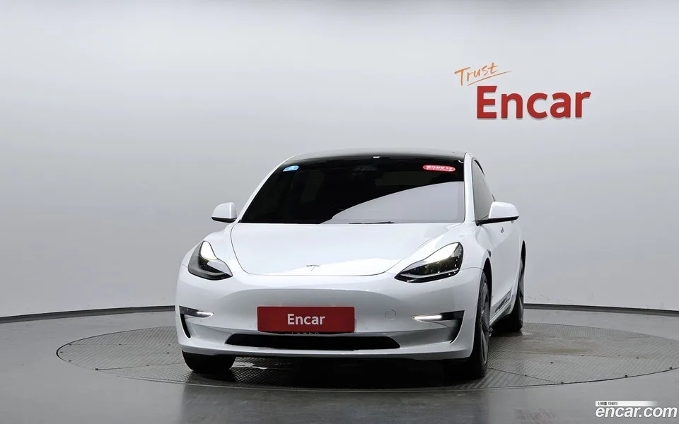 Tesla Model 3 AWD 2022 — thumbnail 3