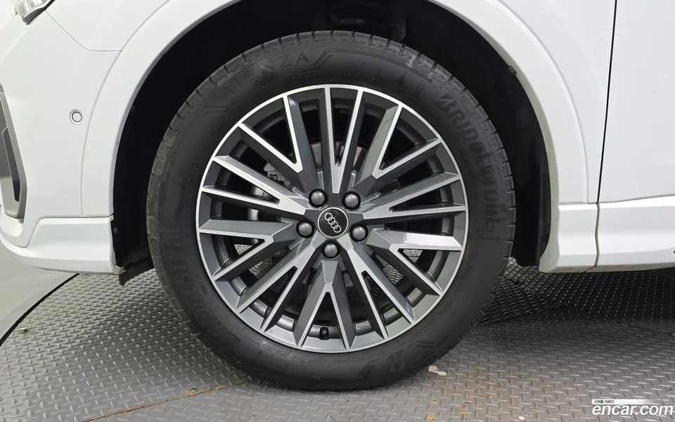Audi Q3 35 TDI 2022 — thumbnail 5