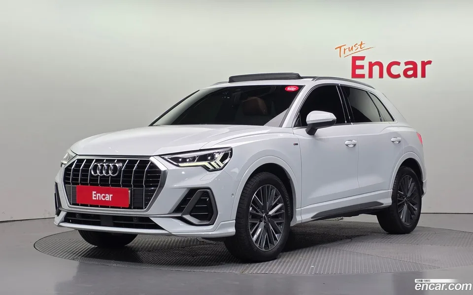 Audi Q3 35 TDI 2022 — photo 1, buy with delivery to Moscow