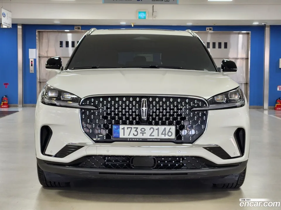 Lincoln Aviator 3.0 AWD 2024 — миниатюра 3