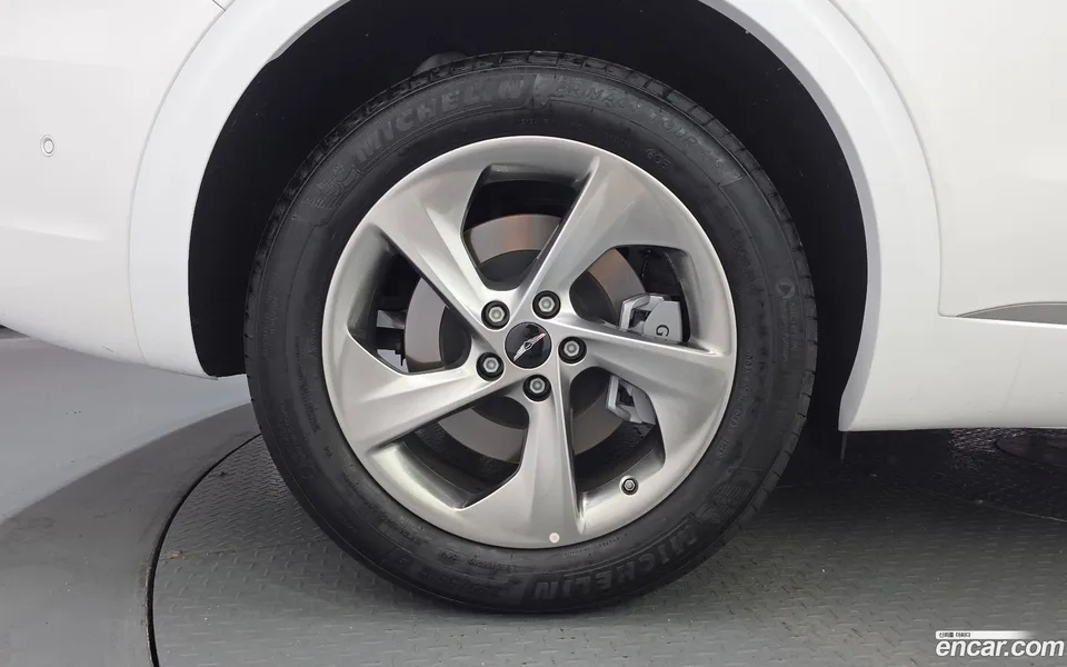 Genesis GV70 2.5T AWD 2025 — thumbnail 2