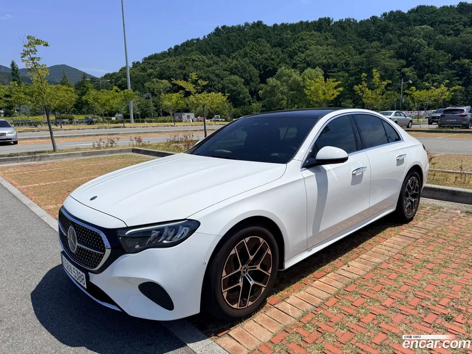 Mercedes-Benz E-Class E200 2025 — photo 1, buy with delivery to Moscow