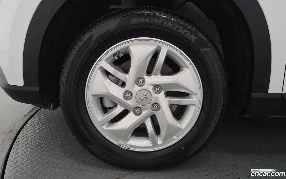 Hyundai Venue 1.6 2024 — thumbnail 2