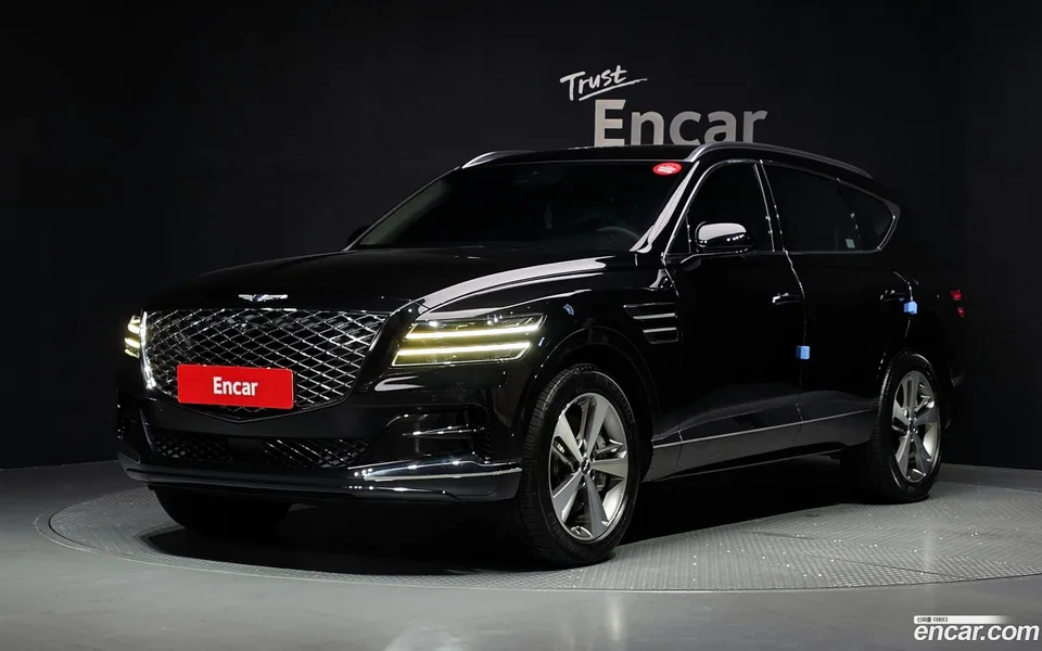 Genesis GV80 2.5T AWD 2022 — photo 1, buy with delivery to Moscow