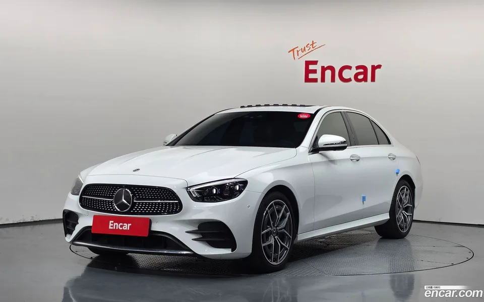 Mercedes-Benz E-Class E220d 4MATIC AMG Line 2022 — photo 1, buy with delivery to Moscow