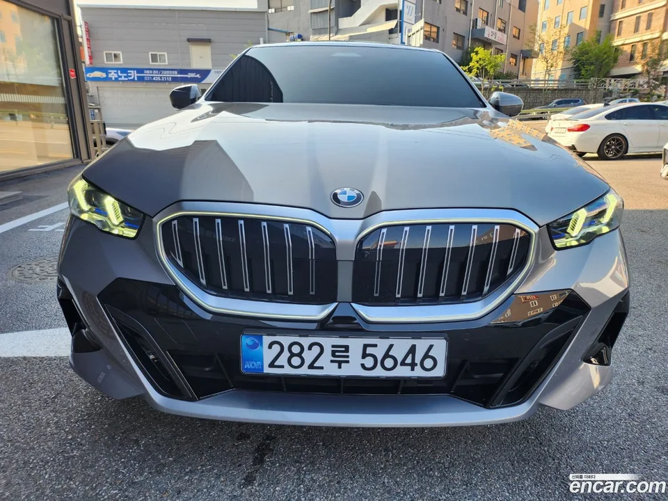BMW 5 Series 2026
