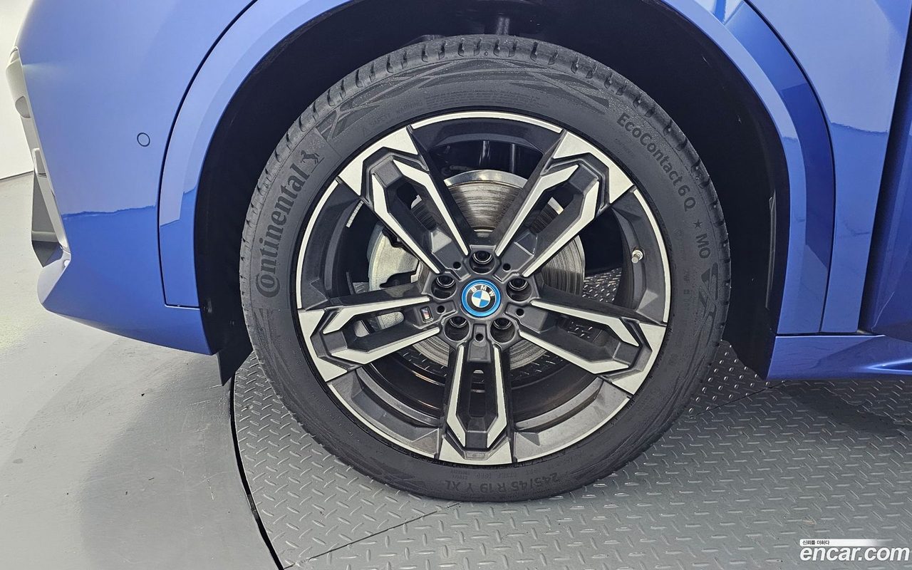 BMW iX2 2024 — 5