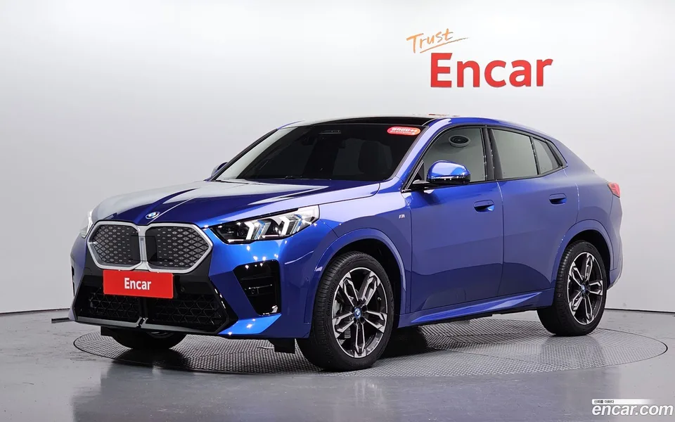 BMW iX2 eDrive 20 M 2024 — photo 1, buy with delivery to Moscow