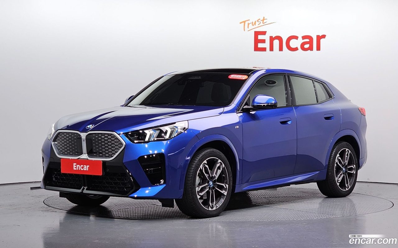 BMW iX2 2024