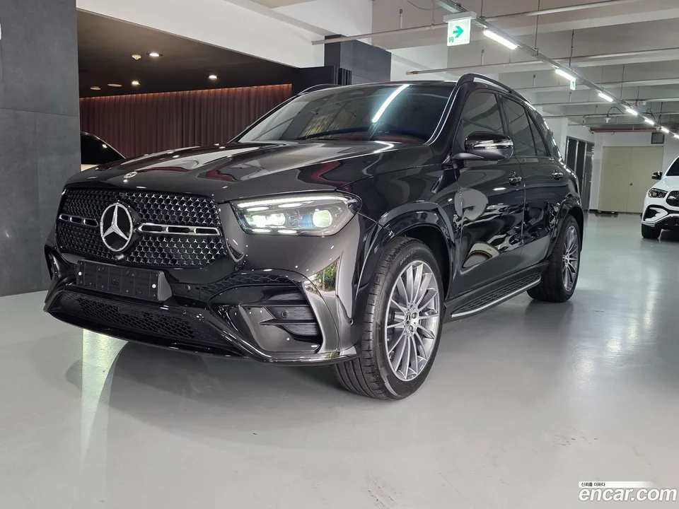 Mercedes-Benz GLE-Class GLE450 4MATIC AMG Line 2026 — thumbnail 3