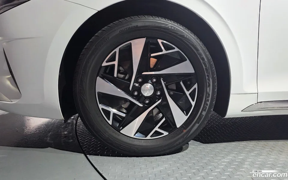 Hyundai Grandeur IG Hybrid 2022 — thumbnail 5