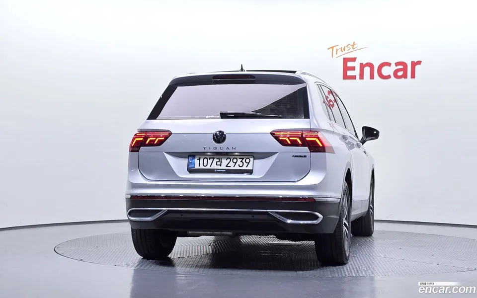 Volkswagen Tiguan 2.0 TDI 4 2022 — thumbnail 4